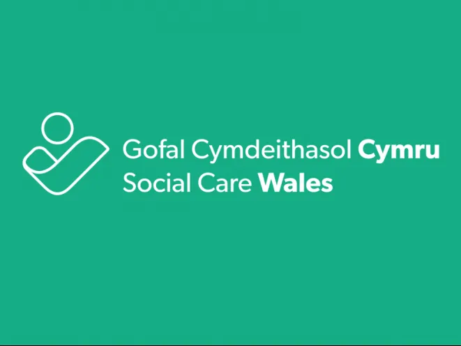 logo gofal cymdeithasol cymru